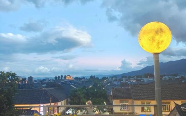 Dali Yundiao Mushe Artist Homestay (Dali Ancient City Yuxuan Road Branch) – Outside – Dali