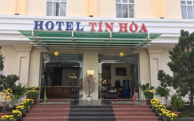 Tin Hoa Hotel 1