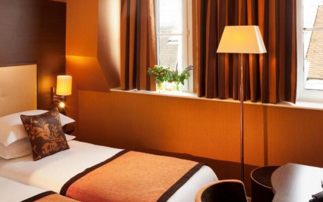 Hotel Saint Honore 85