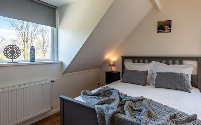 Detached new 10-person Villa in Holiday Park