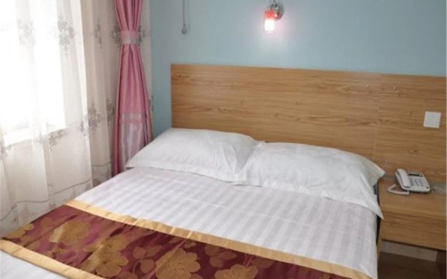 Aike 100 Business Motel Qingdao Ruichang Road