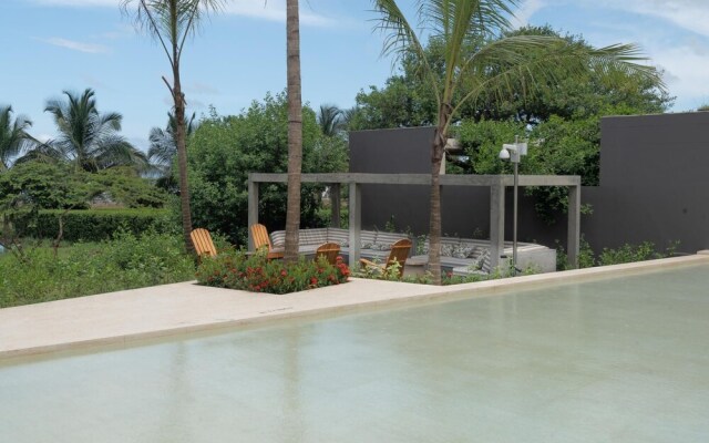 Manzanillo Beach 2BR Aparment by Huespedia 617