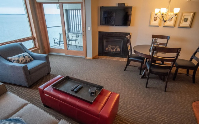 Beacon Pointe on Lake Superior