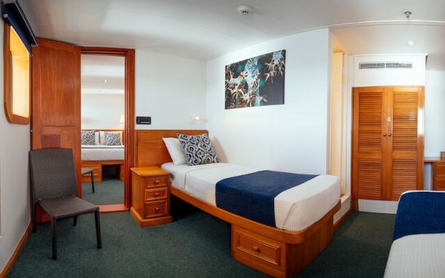 Captain Cruises Fiji, Fiji Cruise line - All inclusive & Departs most