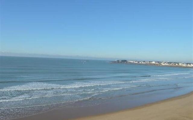 Appartement Saint-Gilles-Croix-de-Vie, 1 pièce, 4 personnes - FR-1-324-46