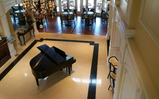Inn at Pelican Bay