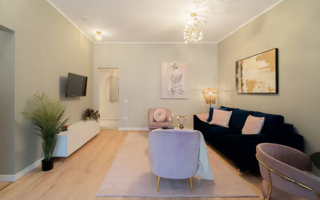 Stunning 2BR With Balcony on Piata Universitatii