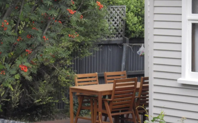 Christchurch City & Country Cottages - Clarence Cottage