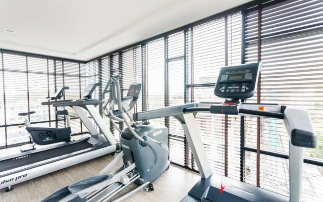 6Av 703 - Large Apartment in Surin Beach