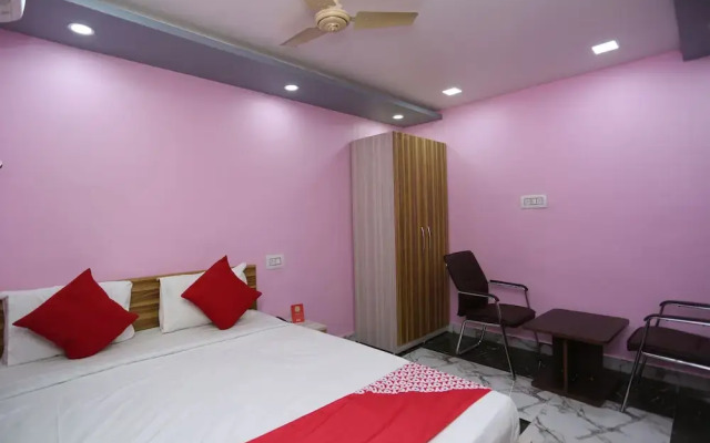 OYO 24770 Hotel Siddhi
