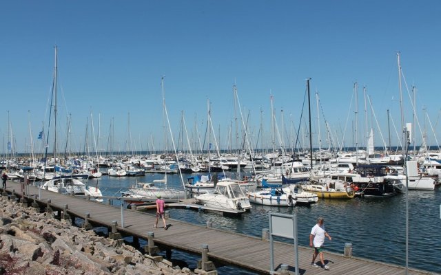 Pleasing Apartment in Kühlungsborn With Terrace