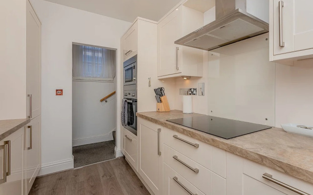 Flat 4A