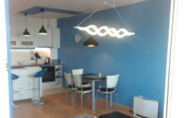 Stunning Beach Apart-sleeps 5! Pool & Sea Views!
