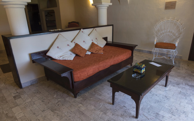 Villablanca Garden Beach Hotel