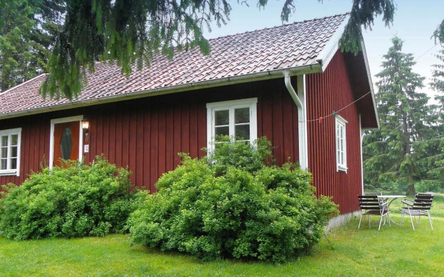 Two-Bedroom Holiday home in Åsarp 3