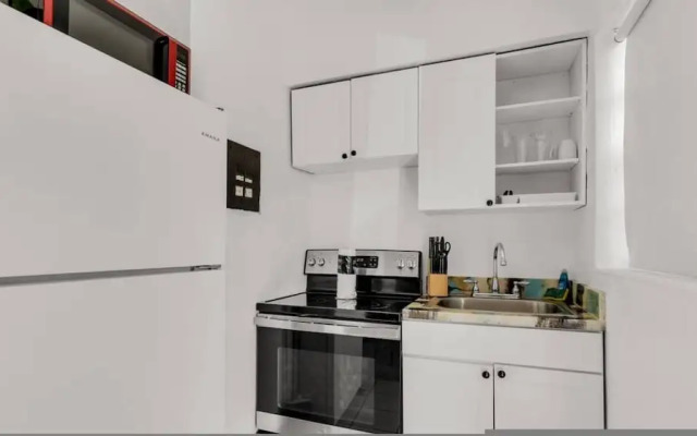 Relaxed Vibe Near Beach Parking Fast Wi-fi