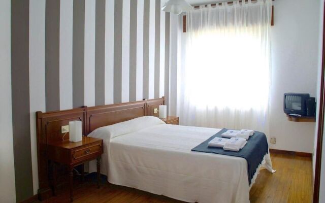 Pension Residencia J. Lago
