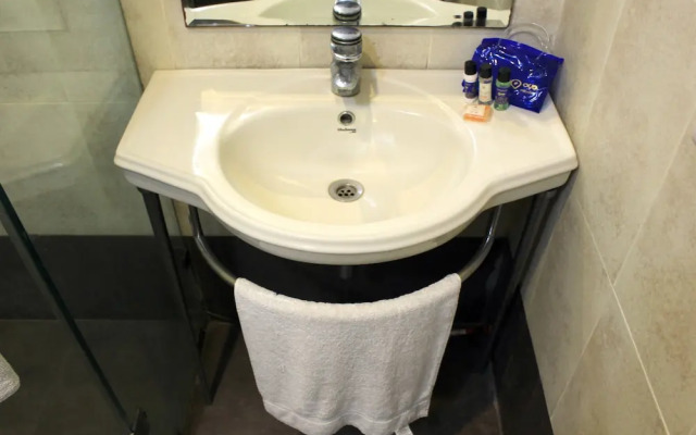 Hotel Palm Tree Palam Vihar
