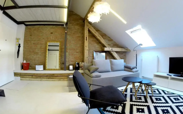 Upper Town Apartment
