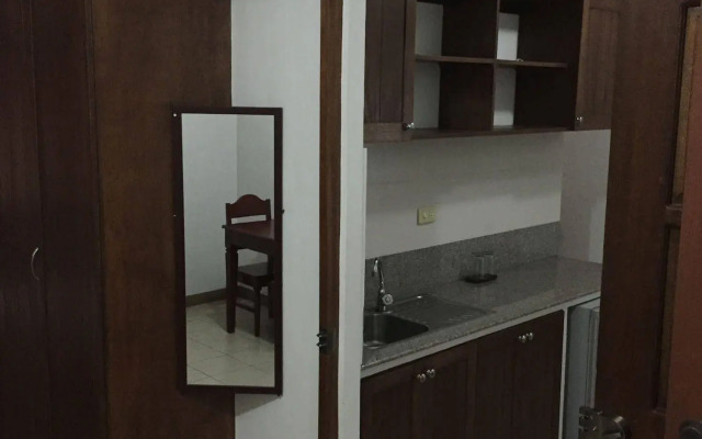 Isabelle Royale Paranaque