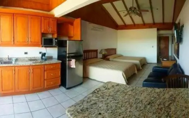 Flamingo Marina Resort Studio