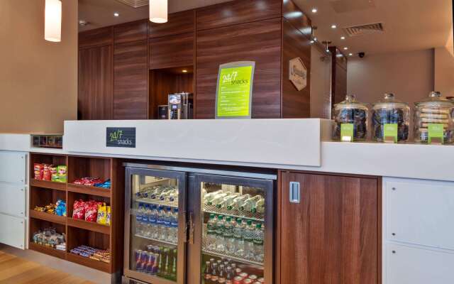 Hampton by Hilton London Luton Airport
