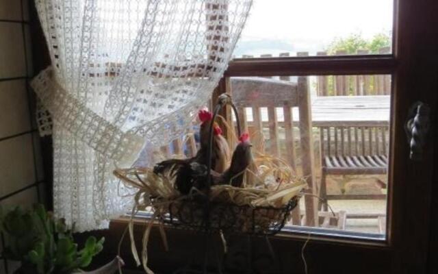 Gîte Chirassimont, 2 pièces, 4 personnes - FR-1-496-137