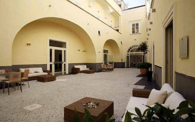 Sevenhostel