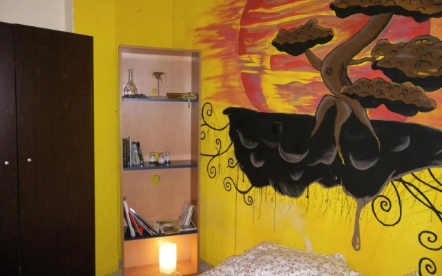 The studio with the bohemian ambiance