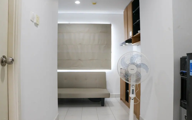 Minimalist And Cozy 1Br Patraland Urbano Apartment