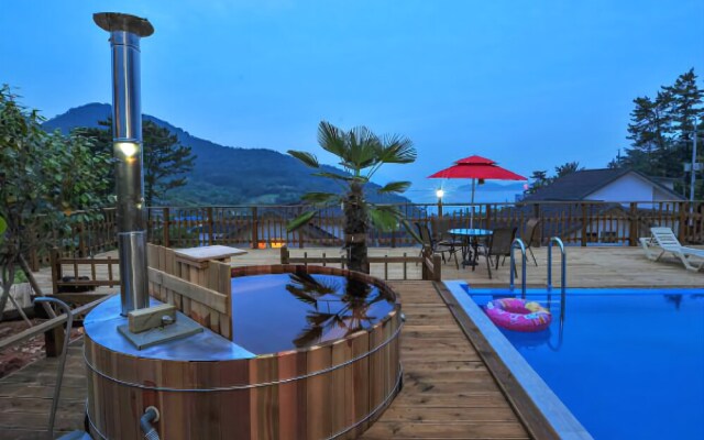 Yeosu Odongdo Pension