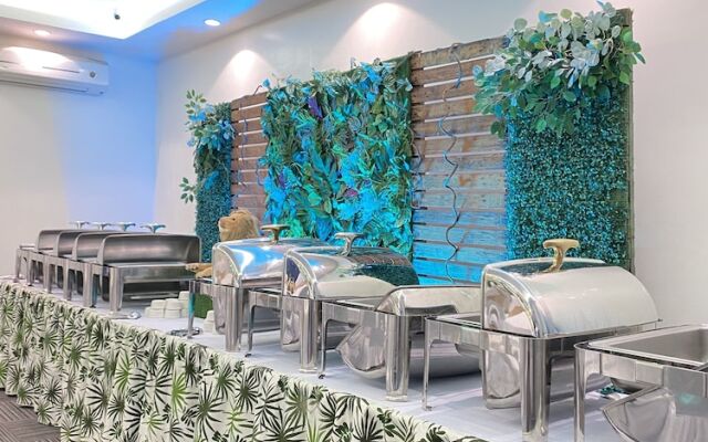 Bravo Tanauan Hotel