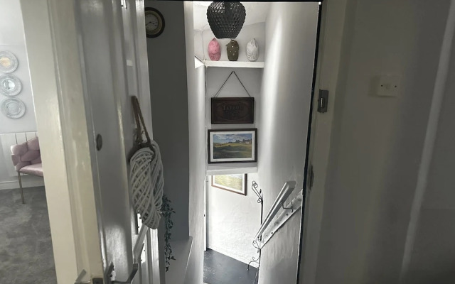 The Sandgate New Immaculate 1-bed Apartment in Ayr