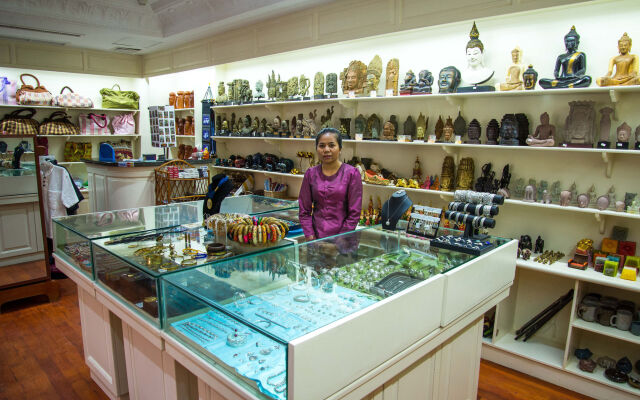 Regency Angkor Hotel
