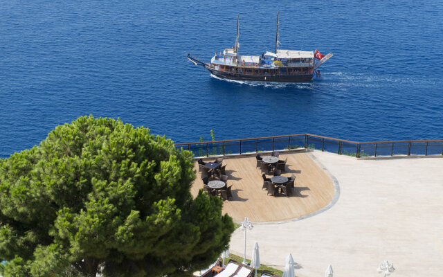 Oz Hotels Antalya Resort & Spa