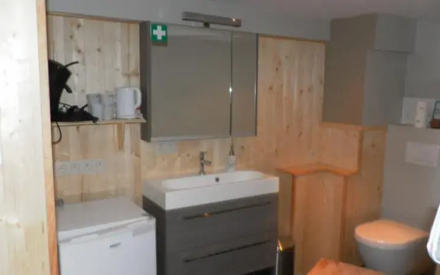 Lodge Derieke