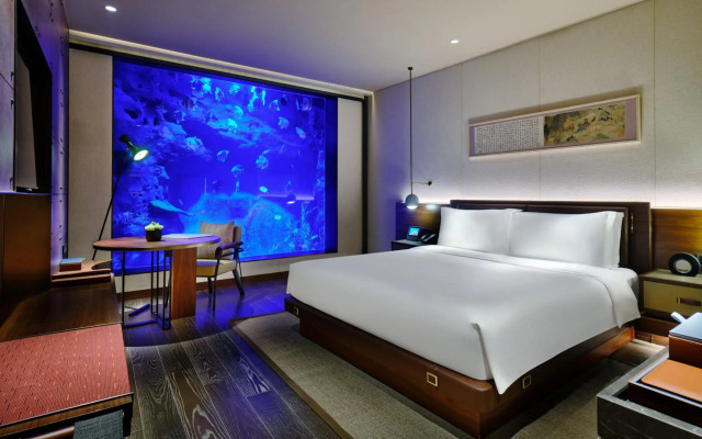 InterContinental Shanghai Wonderland by IHG