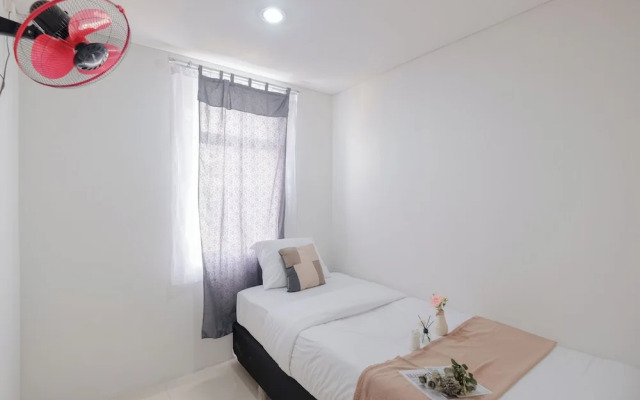 Cozy and Sweet 2BR Apartment at Vittoria Residence