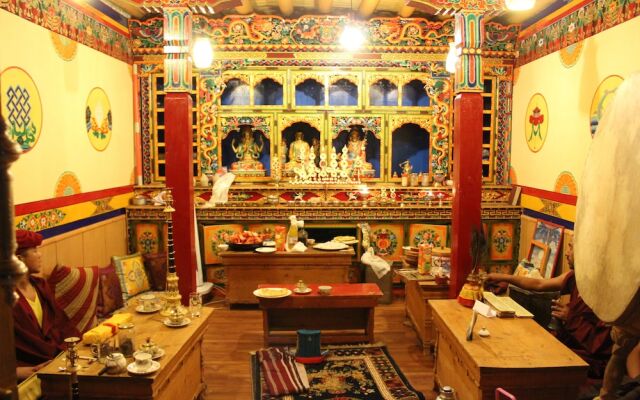 Silver Cloud Ladakh