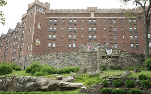 Thayer Hotel