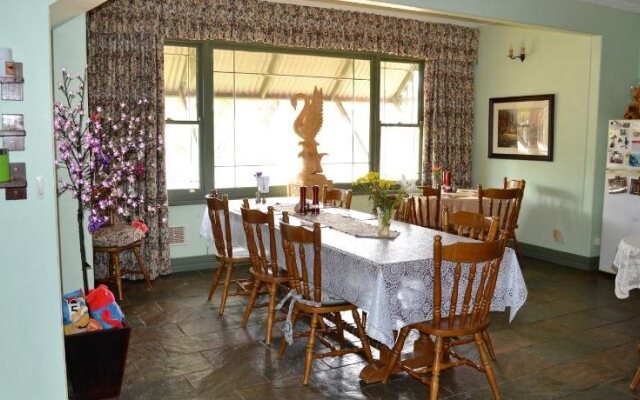 Swann Lodge B&B