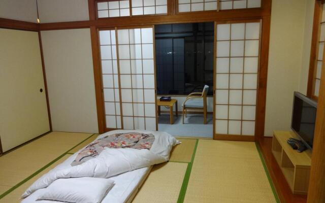 Iwaya Onsen Tankaiso (Awajishima)