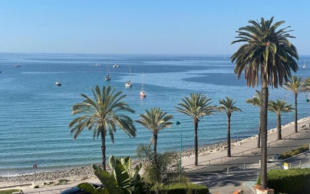 Port Bandol T3 dans résidence calme Parking privé