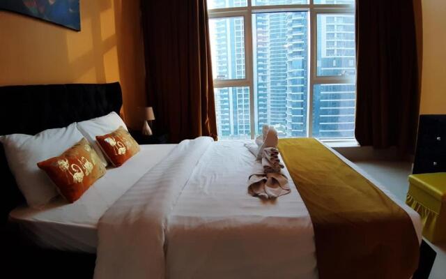 Golden Stay Vacation Homes continental tower marina
