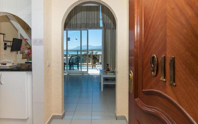 Skol 911A by Completely Marbella