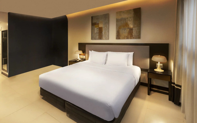 Summit Hotel Magnolia