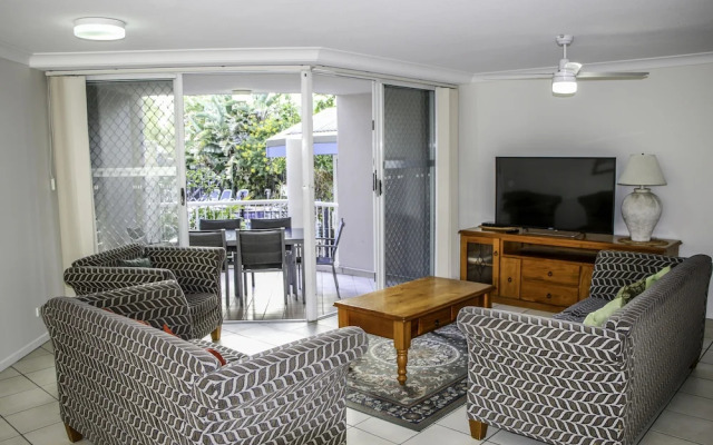 Surfers Beach Holiday Apartments