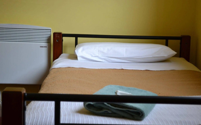 Welcome Stranger Hotel