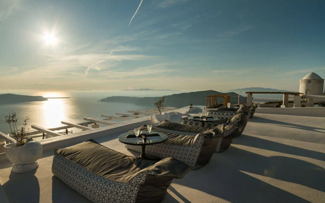 Galaxy Suites & Villas
