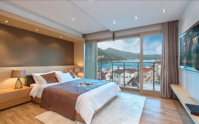 Sea and Sky Resort